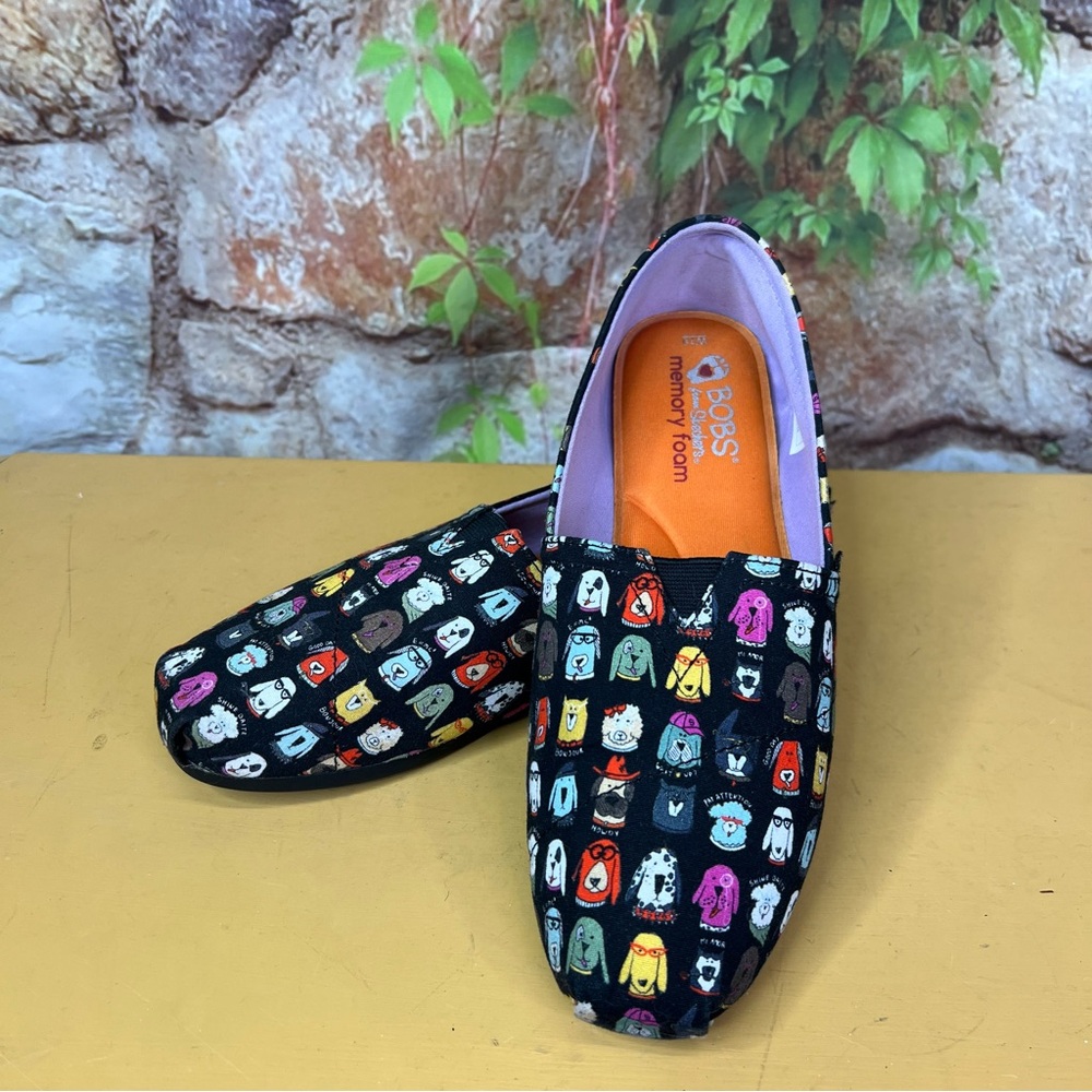 BOBS FROM SKECHERS Black Slip on Multicolor Dog Print Memory Foam Flats, 10